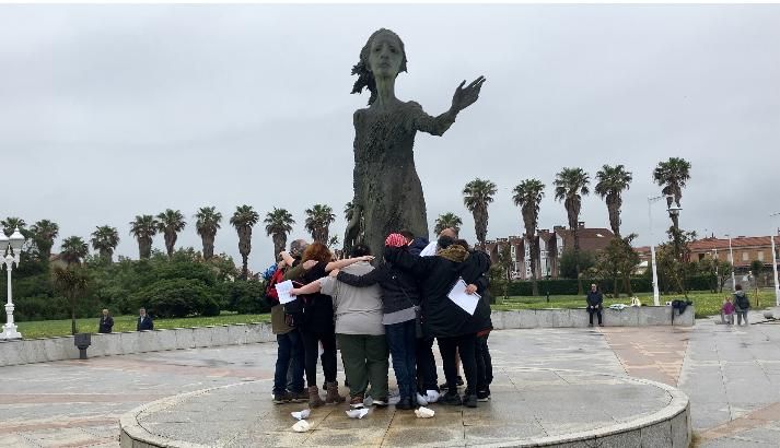 Así fue la celebración del Orgullo Loco en Asturias (en imágenes)