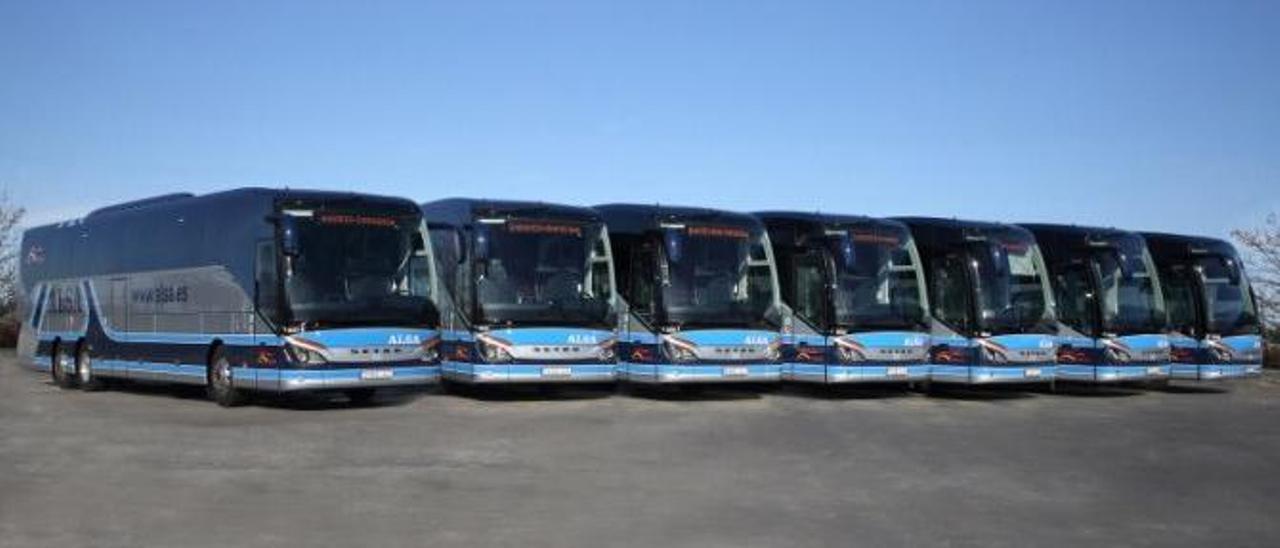 Flota de autobuses de la empresa Alsa