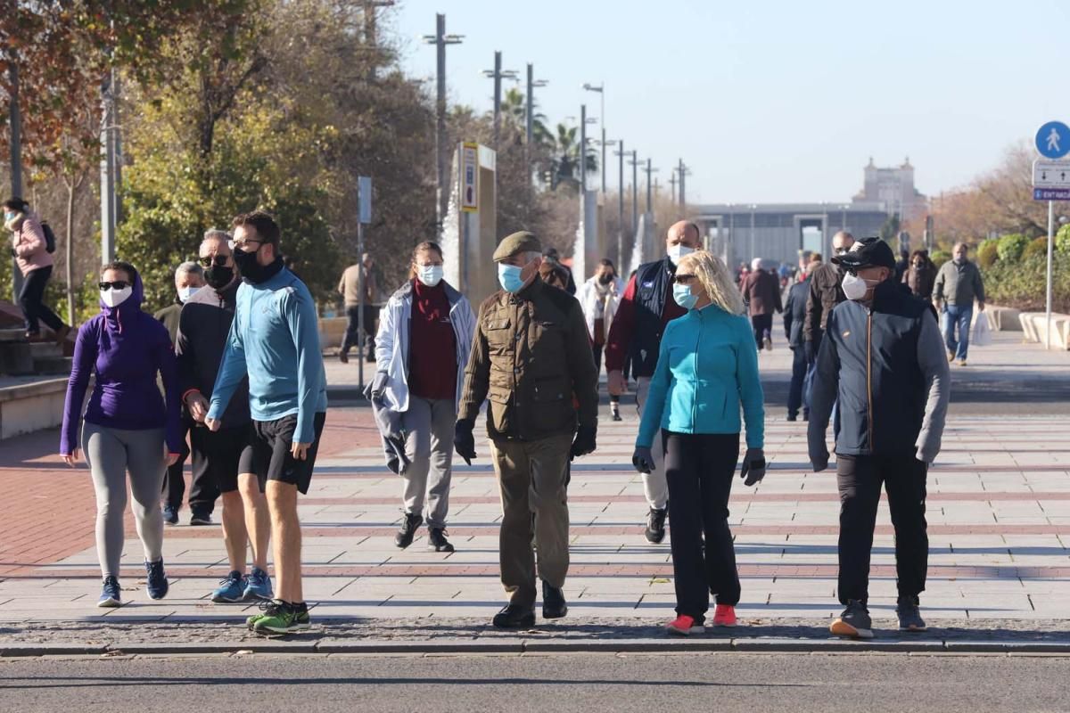 Navidad en Córdoba: El sol y las compras se imponen al frío