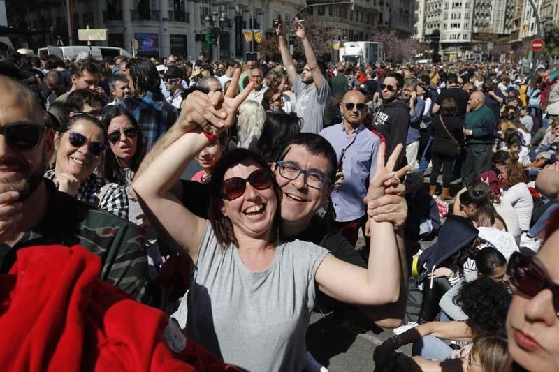 Búscate en la mascletà del 7 de marzo