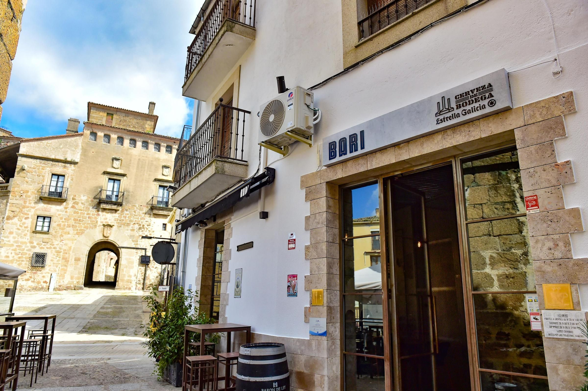 Fotogalería | Bari, que ha logrado un Solete Repsol en Plasencia