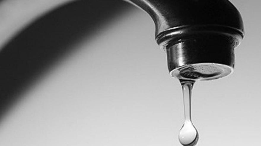 Algunos vecinos de Fuengirola han comenzado a sufrir restricciones de agua.