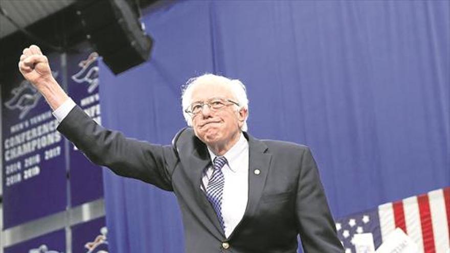 Bernie Sanders se afianza en la carrera demócrata