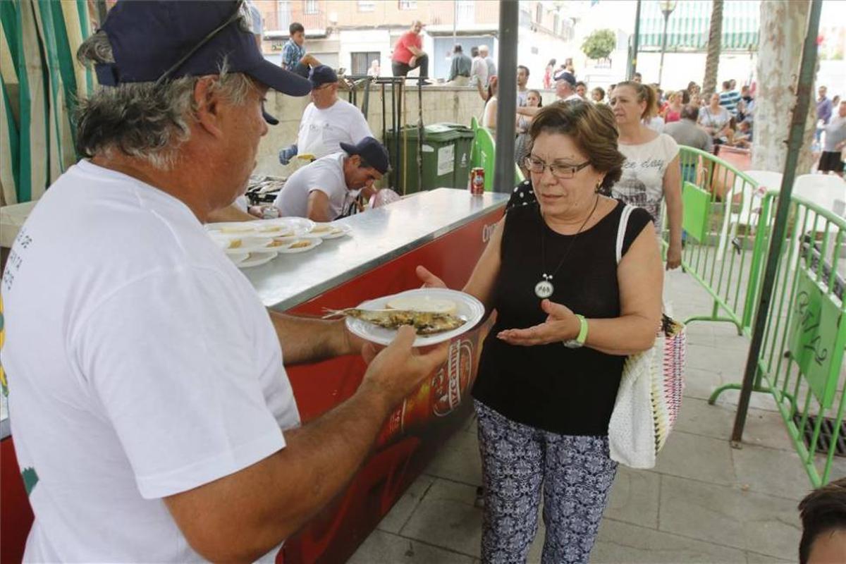 Las sardinas y el baile, estrellas de la Fuensanta