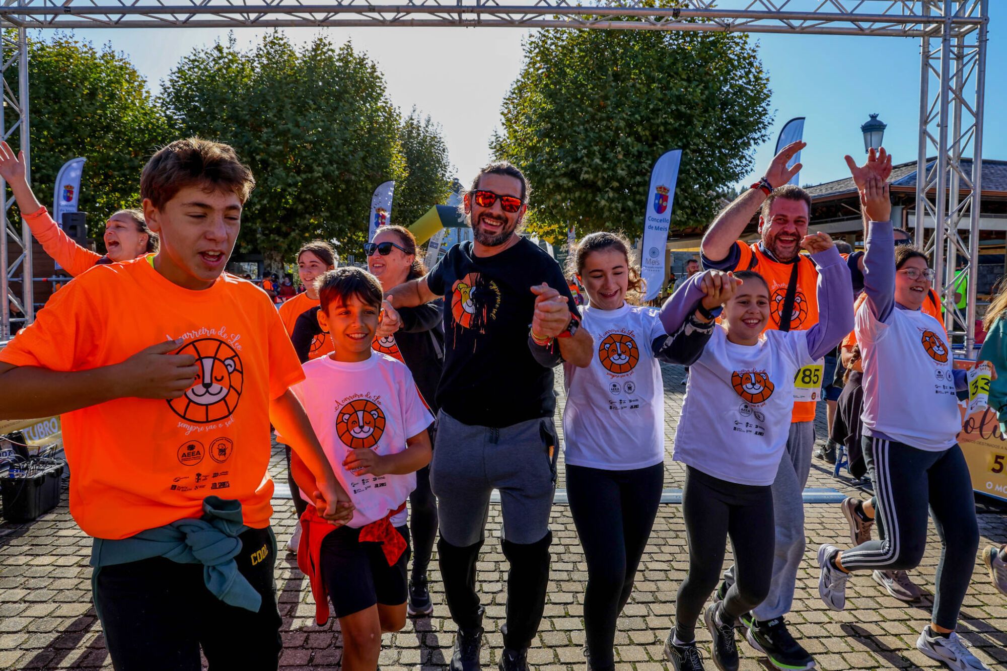 Andaina y carrera solidaria por niños como Leo Diz