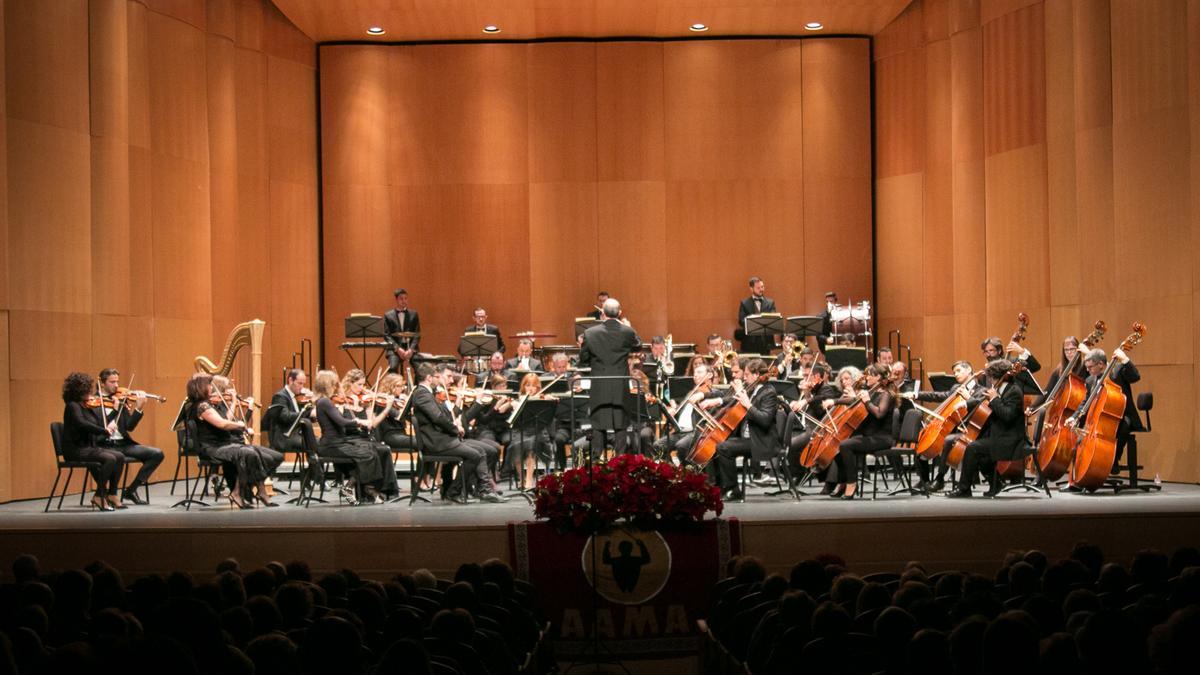 Conciertos musicales. Villancicos que animan el alma. Muchas localidades celebran durante diciembre conciertos navideños.