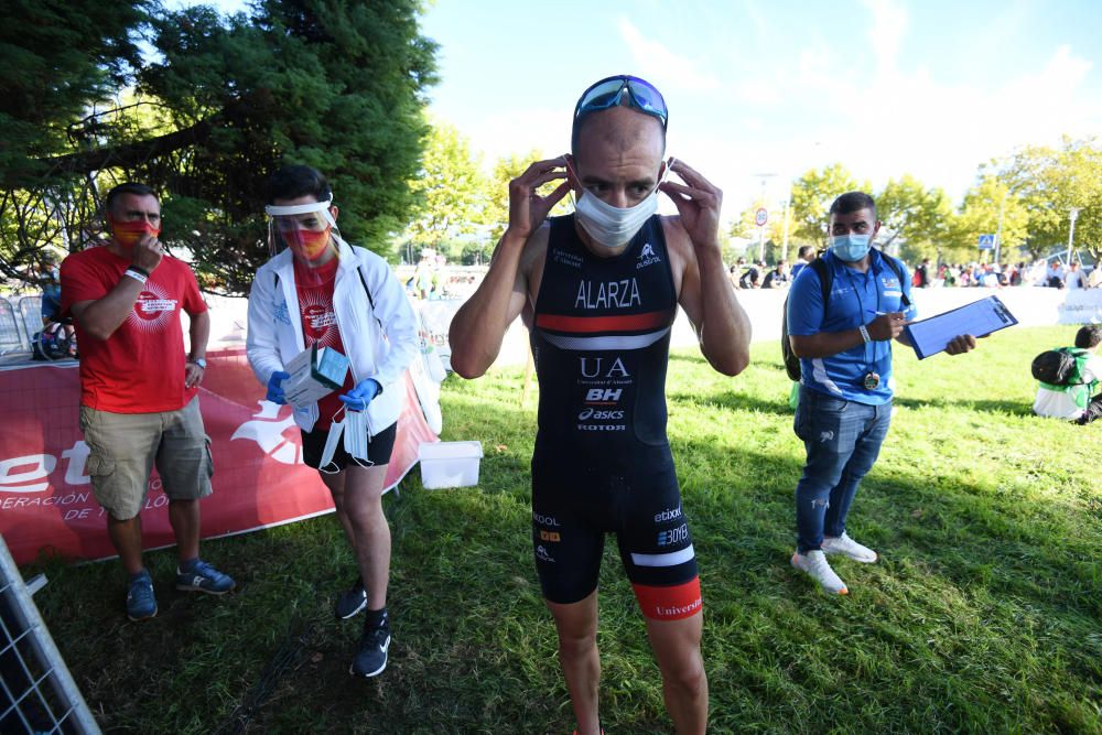 Los favoritos cumplen en el Campeonato de España de Triatlón Sprint en Pontevedra