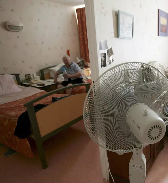 Preparativos ante el aviso especial de la Aemet: los centros de mayores de Córdoba abrirán como refugios climáticos