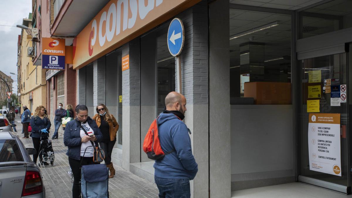 Horarios de los principales supermercados durante Semana Santa.