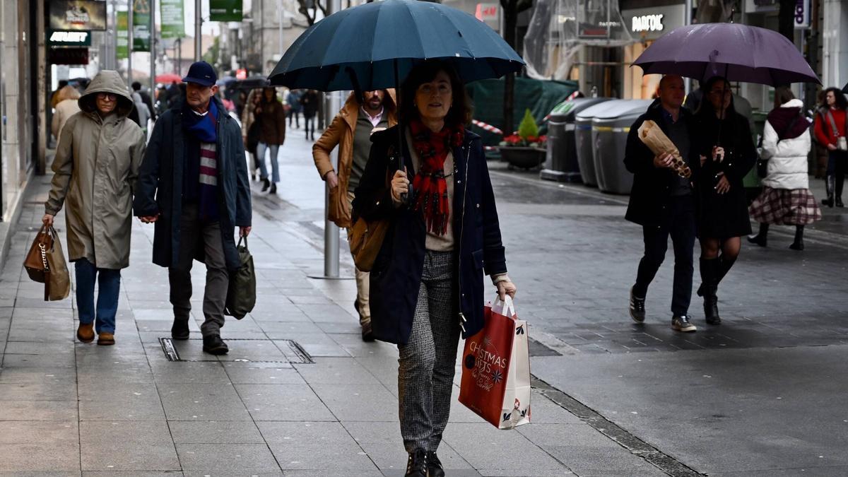 La lluvia apareció por momentos a lo largo de la jornada, pero no evitó la salida de los pontevedreses.