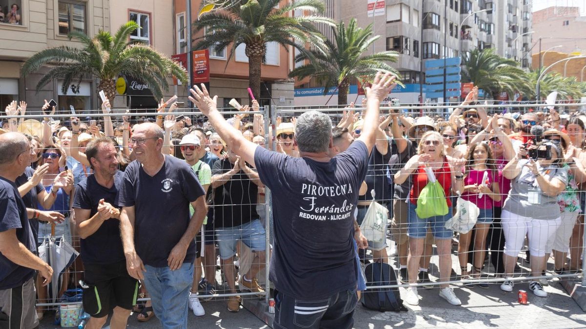 Las fotos de la mascletà del 20 de junio de 2025