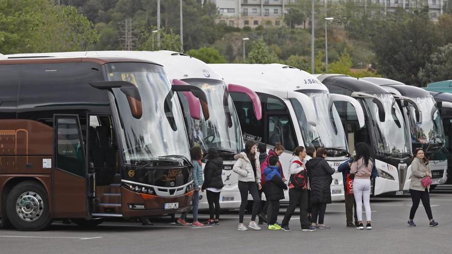 Queixa dels guies pel tracte «inhumà» cap als turistes