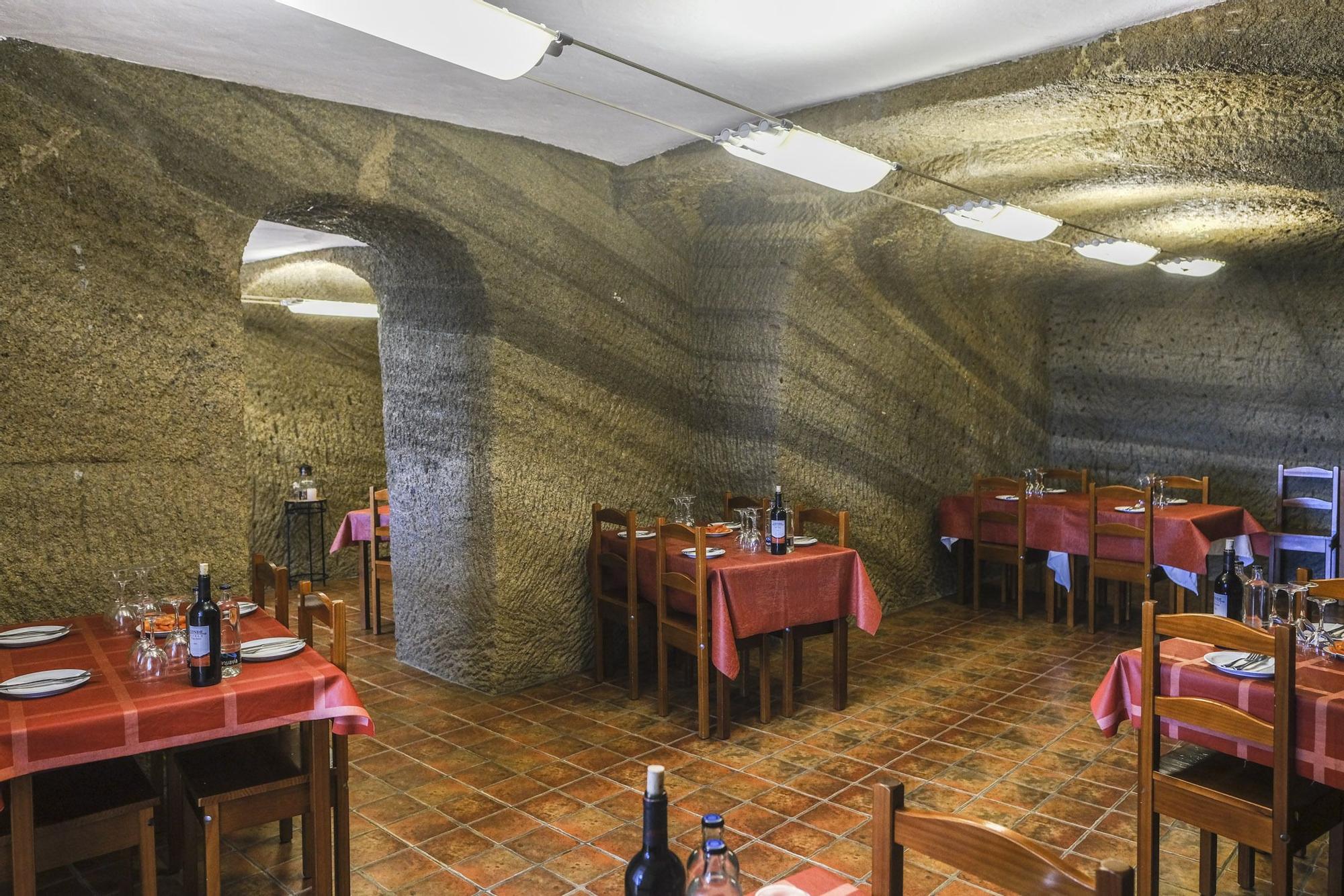 Restaurante Cuevas Bascamao