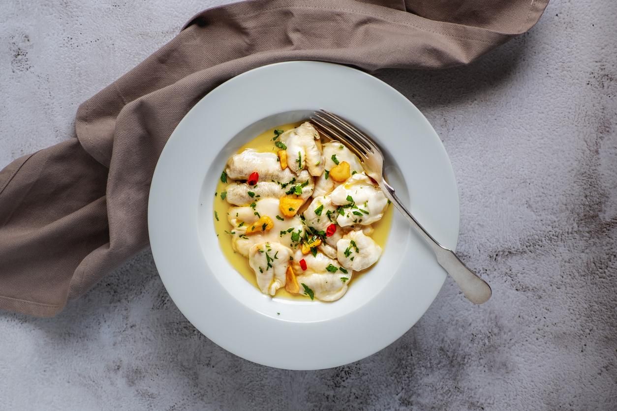 Kokotxas de bacalao al pil pil