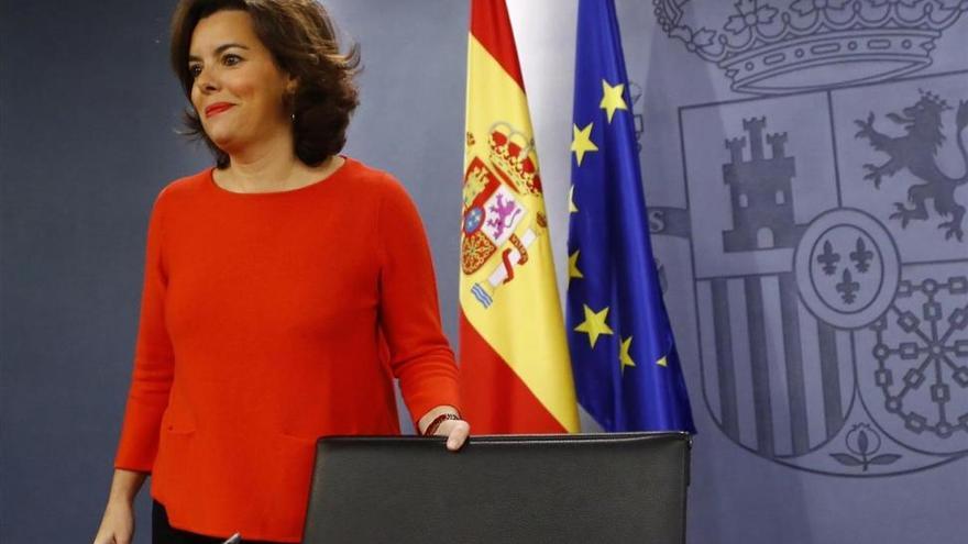 Sáenz de Santamaría, vicepresidenta y enlace con Cataluña