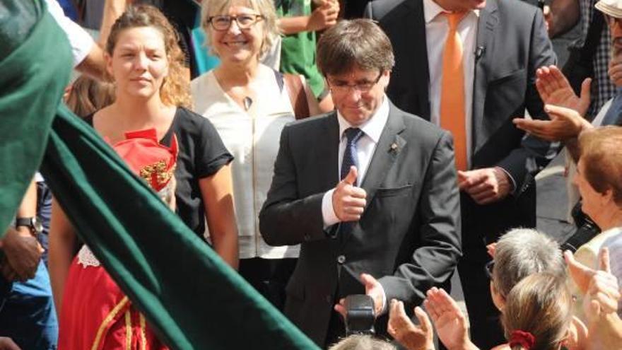 Carles Puigdemont va ser a la Patum del centenari de Queralt, el 2016