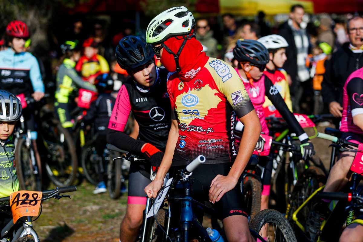 Clase magistral de ciclismo en Forada