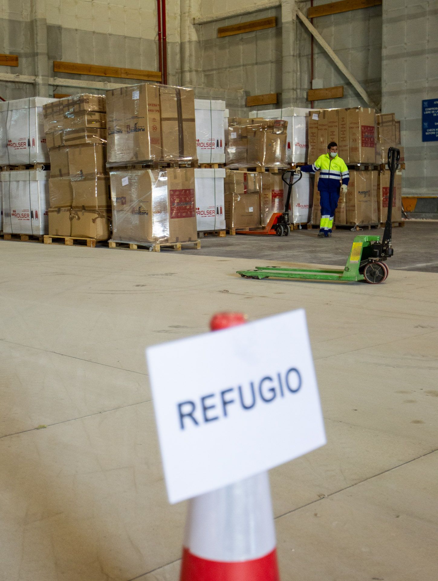 Ciudad de la Luz empieza a recibir la ayuda humanitaria de la provincia