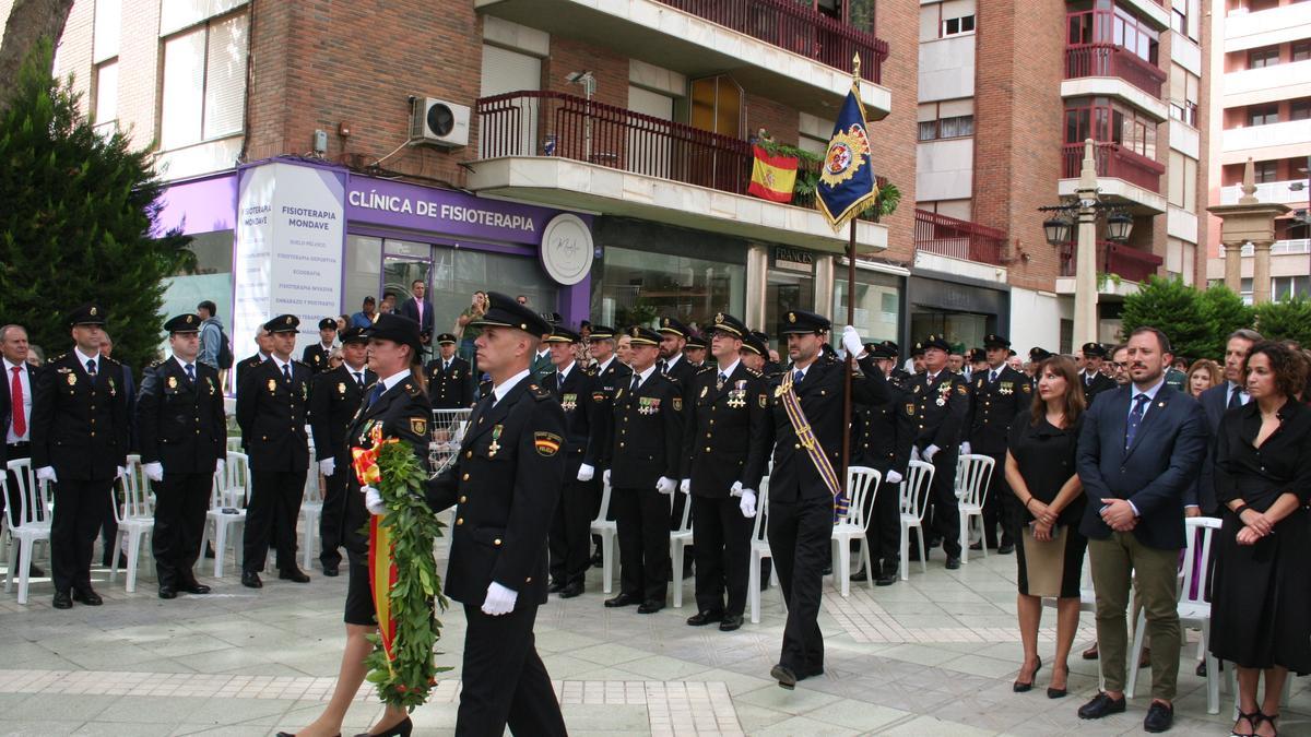 El homenaje a los agentes fallecidos del Cuerpo Nacional de Policía fue uno de los momentos más emotivos de la celebración del Día de los Santos Ángeles Custodios.