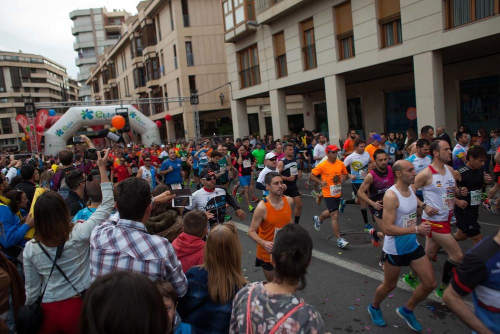 Hassanne Ahouchar gana el 44 maratón de Elche