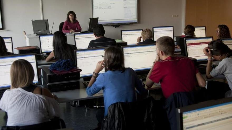 Los rectores alertan de la existencia de &quot;profesores pobres&quot;