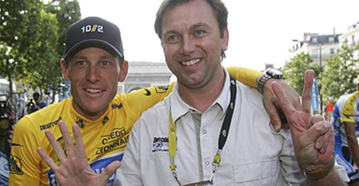 Armstrong i Bruyneel celebren el setè Tour aconseguit pel ciclista nord-americà, el 24 de juliol del 2005 a París. Armstrong i Bruyneel celebren el setè Tour aconseguit pel ciclista nord-americà, el 24 de juliol del 2005 a París.