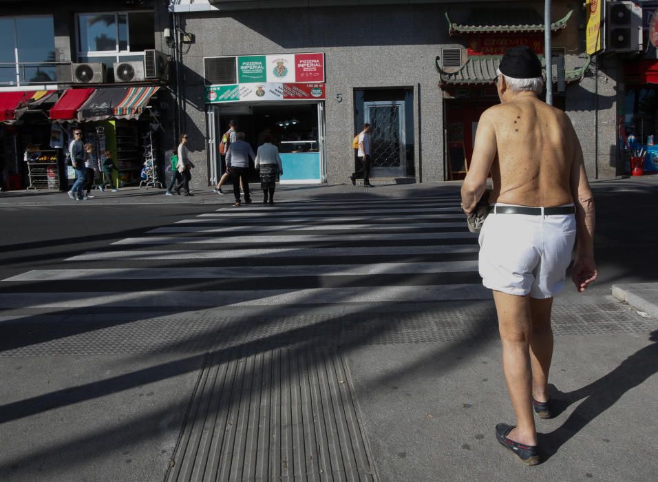 Baños en la playa el 8 de diciembre