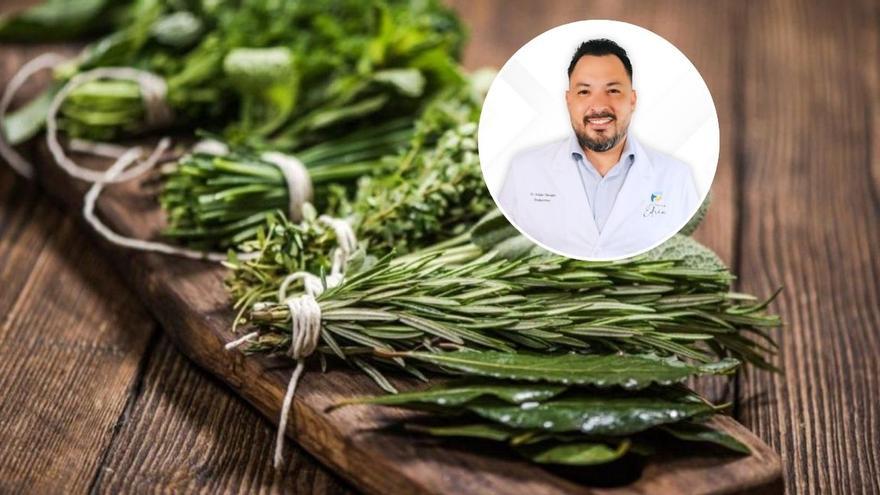 Ni es solo adorno ni solo sabor: esto es lo que pasa en tu cuerpo cuando cocinas con romero y en Canarias lo saben bien
