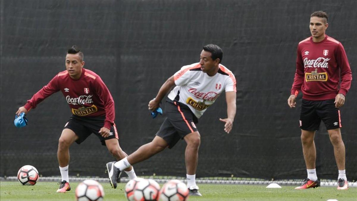 Nolberto Solano también fue parte de la selección peruana como jugador