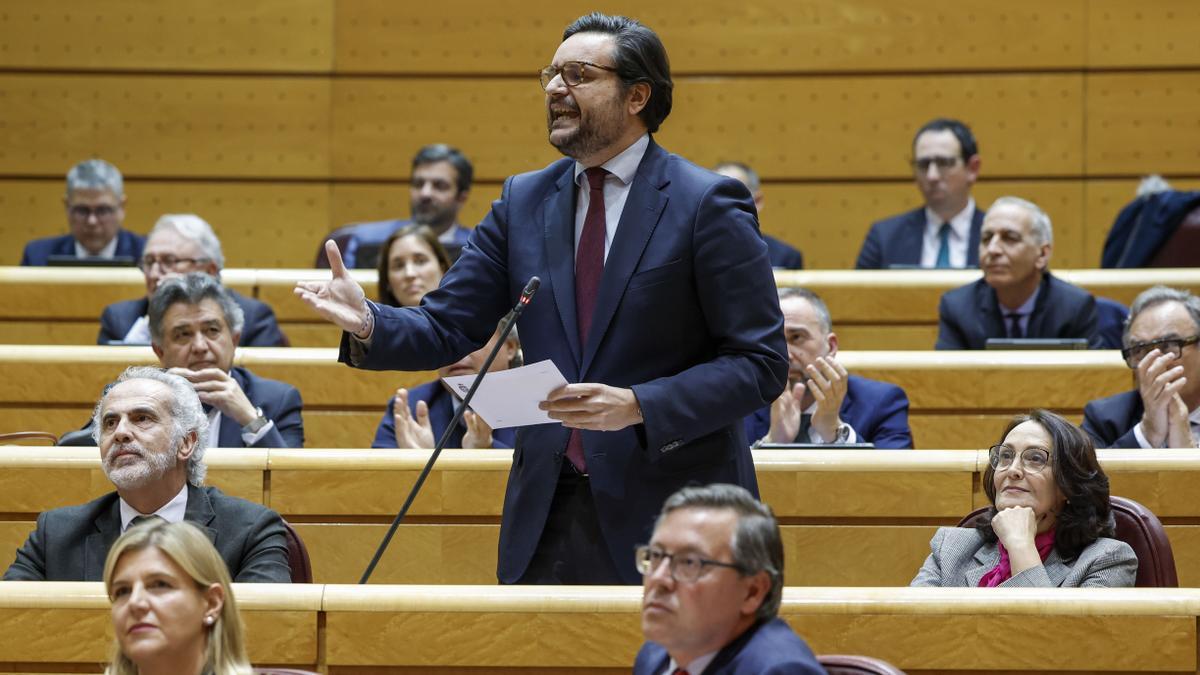 El senador del PP Sergio Ramos interviene en la sesión de control al Gobierno celebrada por el pleno del Senado este martes.
