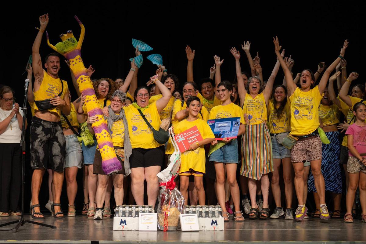 La calle Sagunt, el segundo recibe el primer premio de la Festa Major de Sants