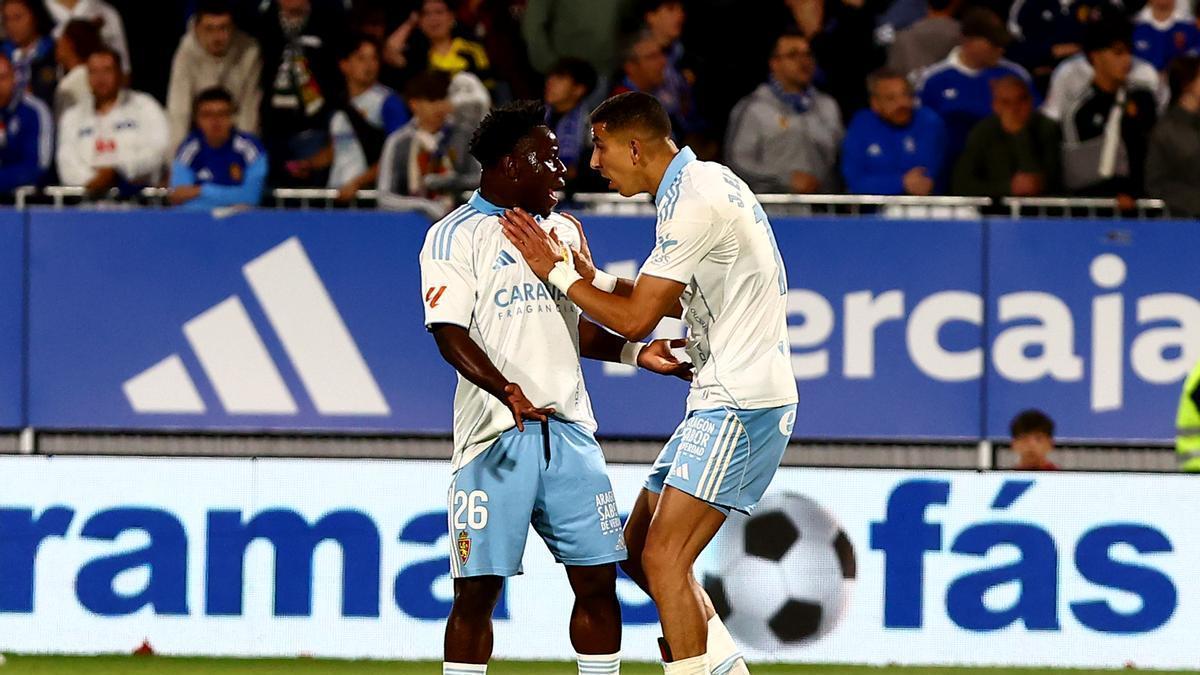 El Yamiq abronca a Mawuli tras el tanto del Granada.