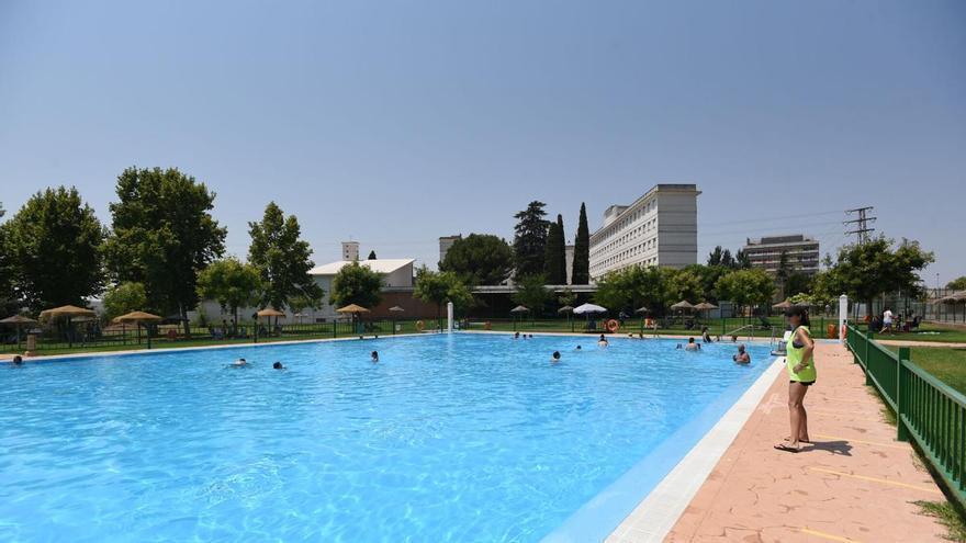 ¿Ganas de un chapuzón? Aquí tienes las fechas de apertura de las piscinas de Córdoba para la temporada 2026