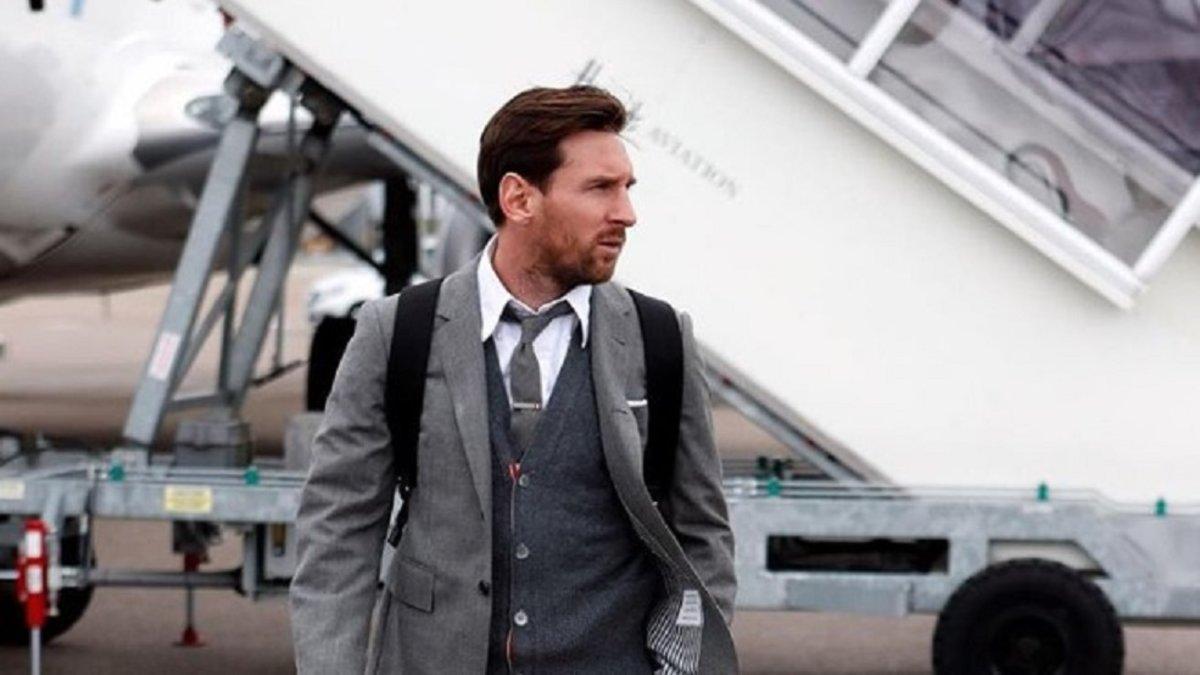 Los extravagantes pantalones de Leo Messi se convierten virales en Twitter | FC Barcelona