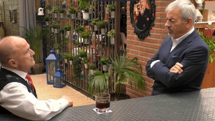 La polémica cita `amorosa´ en First Dates entre un ex trabajador de Franco y una republicana