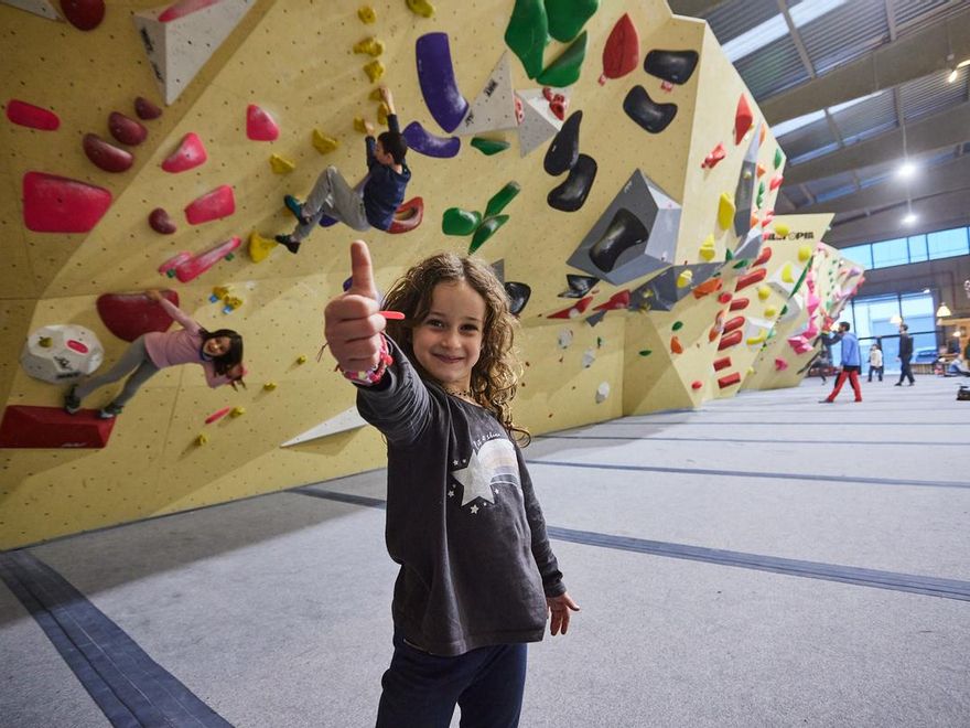 Uniendo pasiones, creando oportunidades de emprendimiento: la historia de Indoorwall