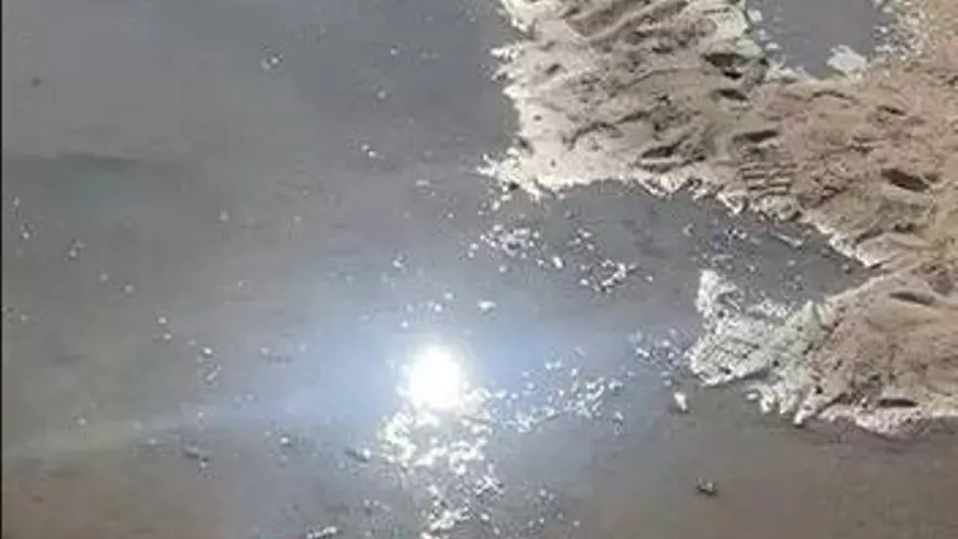 Ekel auf Mallorca: Hier fließt Fäkalwasser durch die Straßen vom Urlaubsort Can Picafort