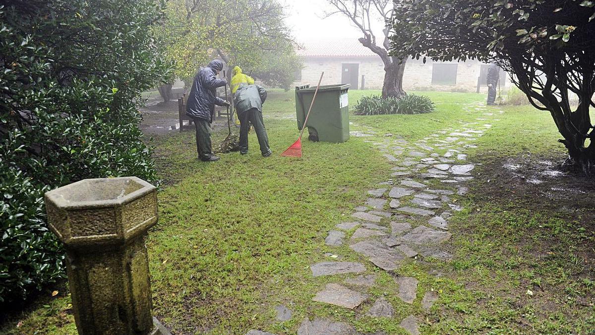 Vista del parque de Monticaño, en la parroquia de Pastoriza. |   // VÍCTOR ECHAVE