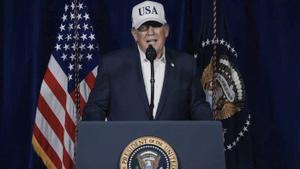 Trump busca en l’atac revertir  els revessos en la política nacional