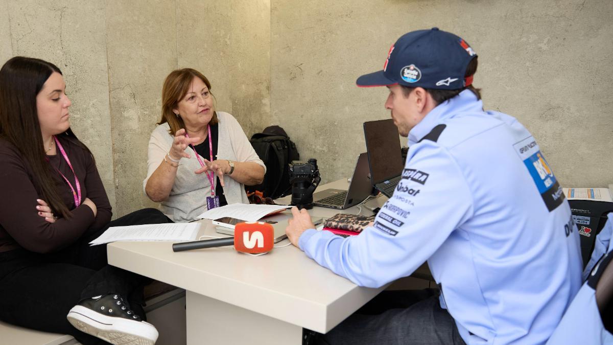 Álex Márquez, durante la entrevista con SPORT