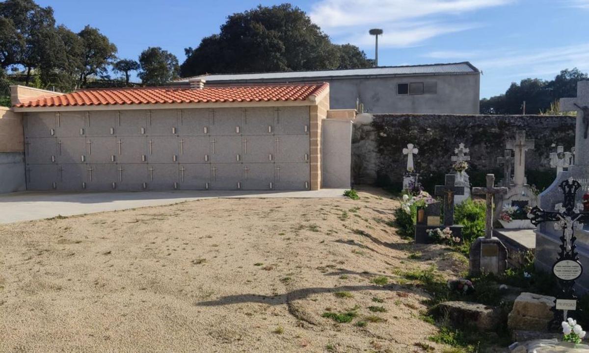 Pino del Oro amplía el cementerio con sepulturas en tierra, nichos y columbarios