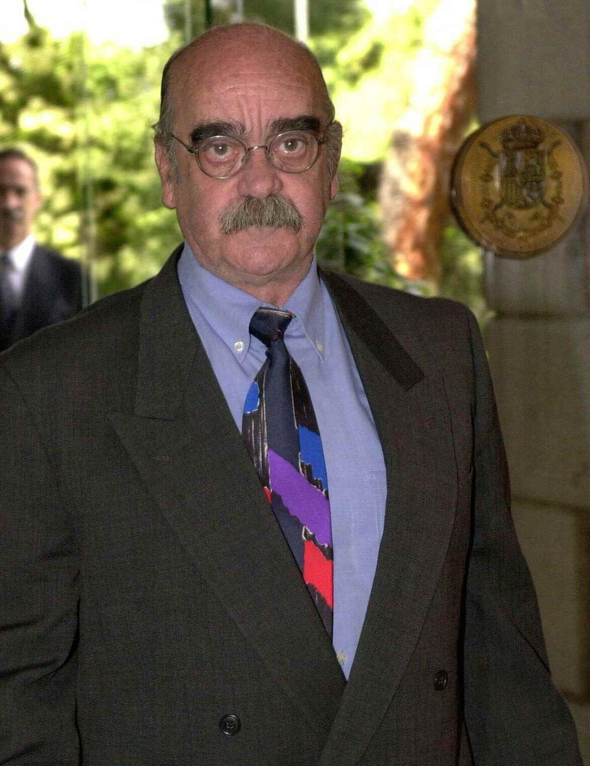 Primer día en el Congreso con la icónica corbata de Agustín Ibarrola que luego portaron sus sucesores.