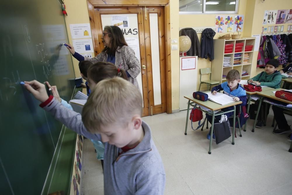 Los alumnos del colegio de Versalles de Avilés