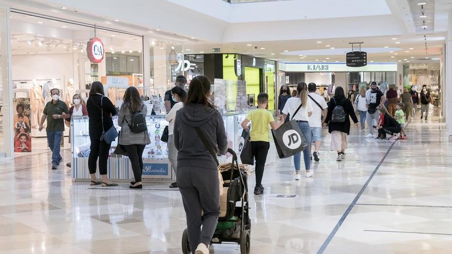 Los centros comerciales cierran 2022 con menos afluencia, pero más ventas que antes de la pandemia