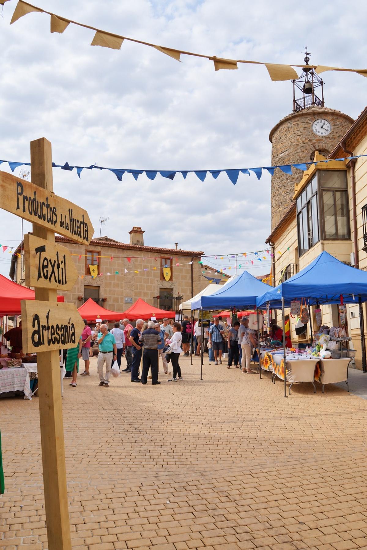 La Raya se rindió al Alcañices más antiguo con el exitoso mercado medieval de San Mateo