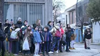 Máxima tensión en Zaragoza por el desahucio de Hamza: "Se quedan en Torrero"