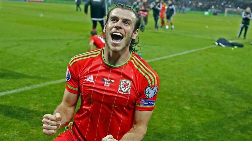 Bale celebra la clasificación de Gales pese a perder.