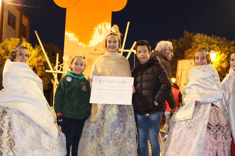 Entrega de los certificados de la Unesco a las Fallas infantiles