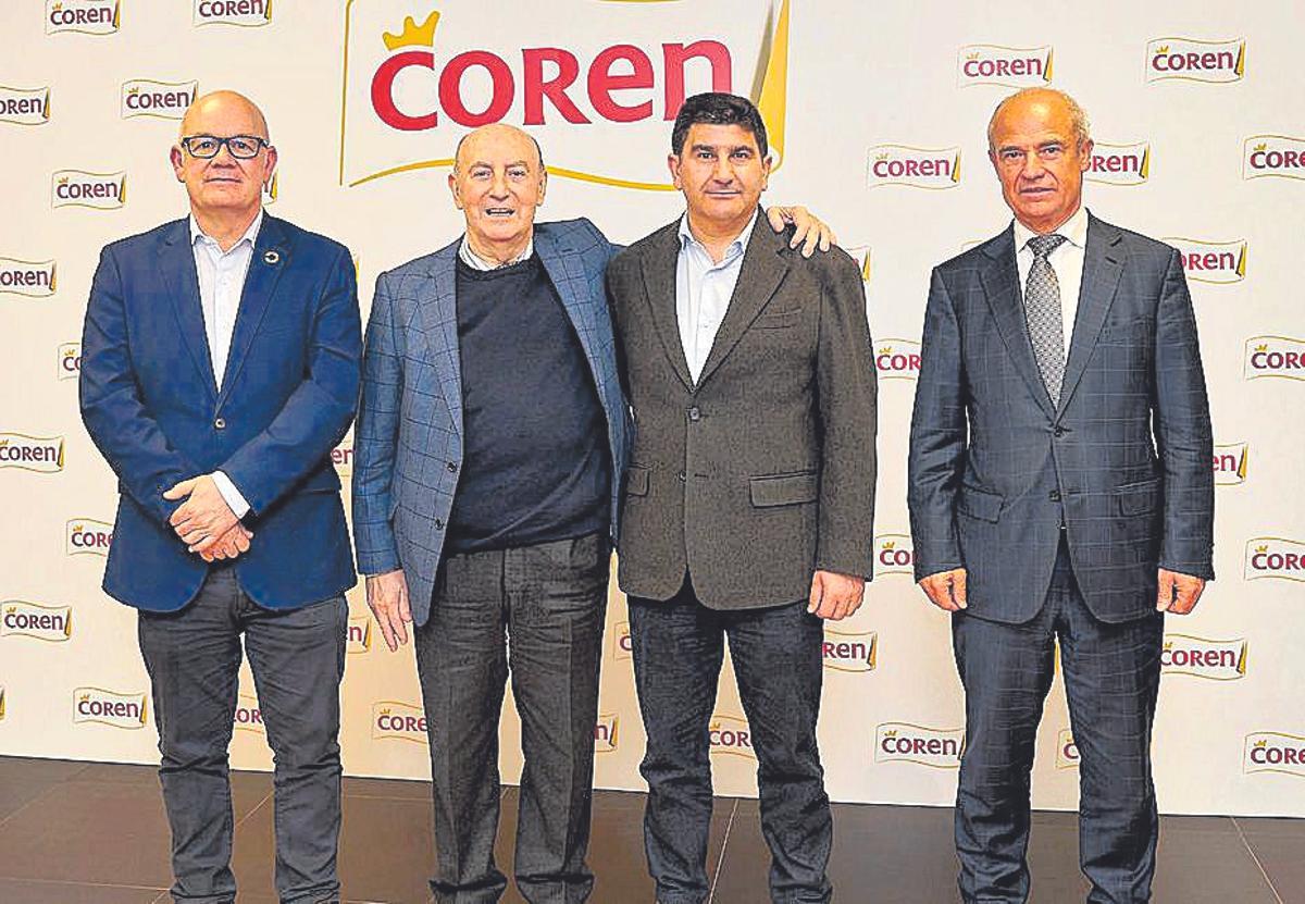 De izquierda a derecha, Eladio Santos, Manuel Gómez-Franqueira, Pedro Blanco y Emilio Rial, durante una visita a las instalaciones de Coren