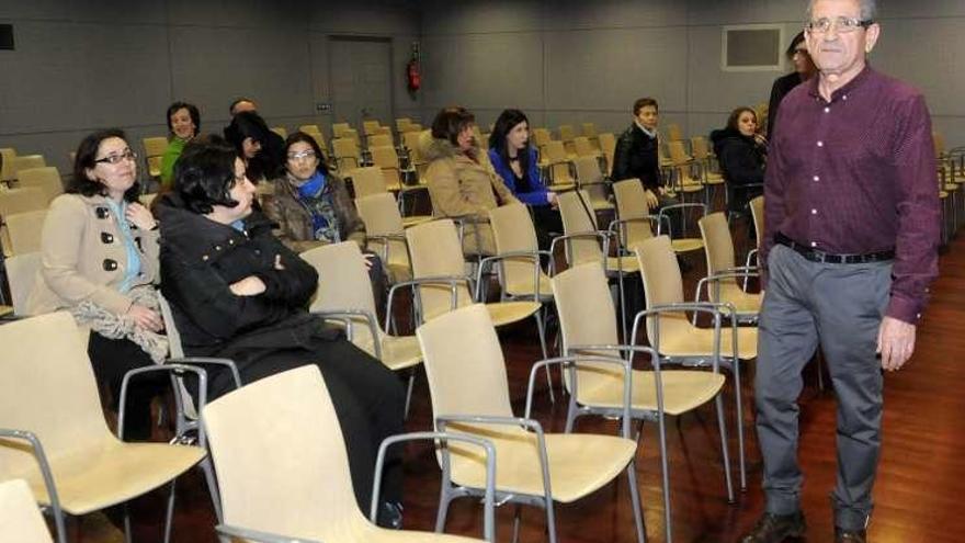 Público asistente a la primera conferencia del proyecto. // Noé Parga